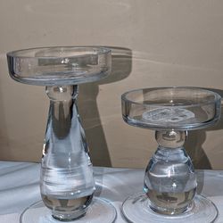 Set of two candle holders