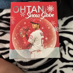 Ohtani Snow globe Angels