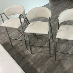 3 White Modern Barstools Good Condition 