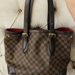 Louis Vuitton Hampstead Handbag Damier