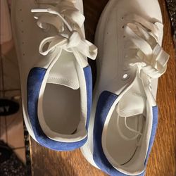 Alexander McQueen 
