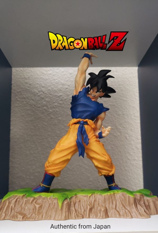 Dragon Ball Z Goku Statue from Japan (Collectors) for Sale in Temecula