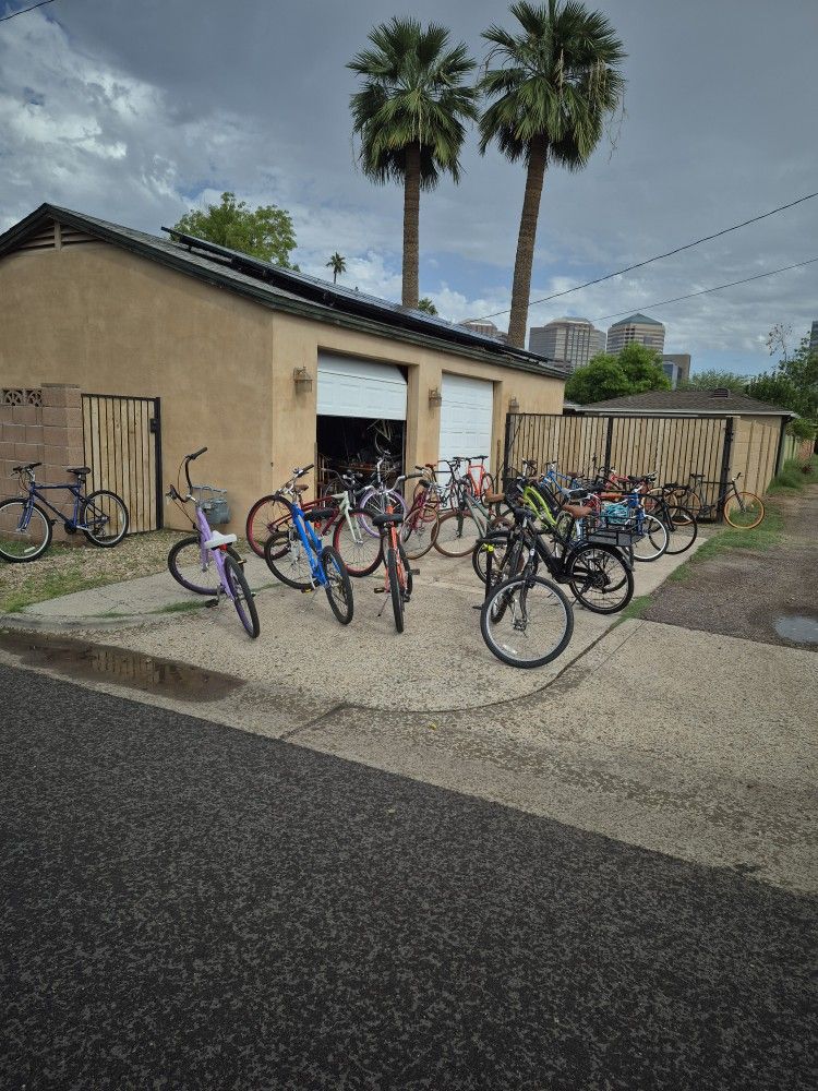 Bicycles, Bikes, Tandems, Townie, Trek, Hybrids, Road Vintafe, Ebikes