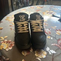 Louis Vuitton shoes 