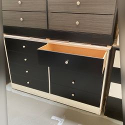 8 Drawer Dresser