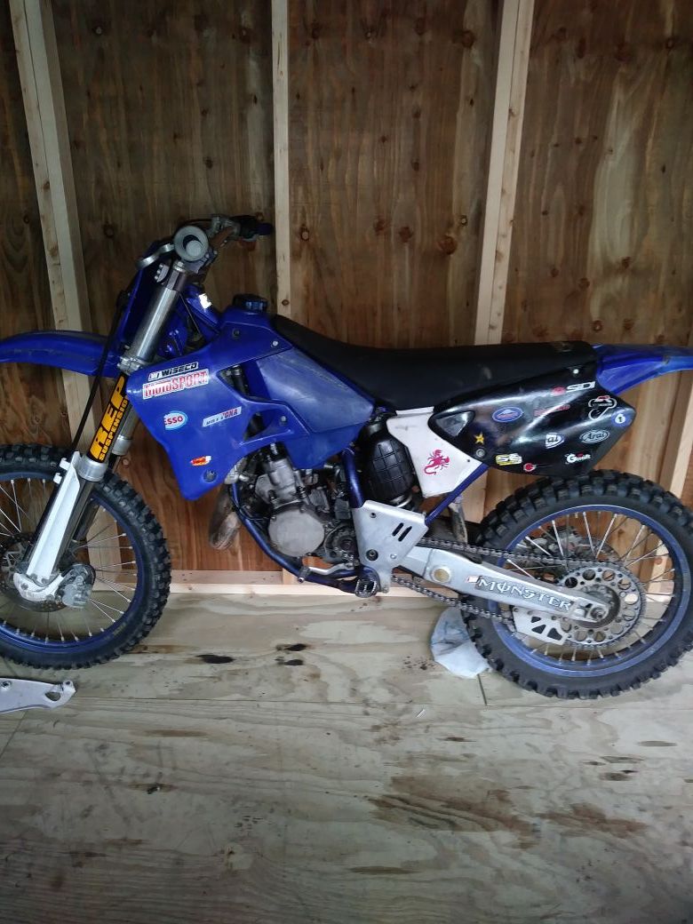 2001 yz125