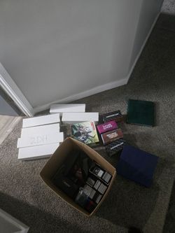 Mtg cards and containers (unsorted)