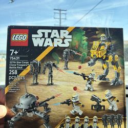 Star Wars 327th Star Corps Clone Troopers T™ Battle Pack