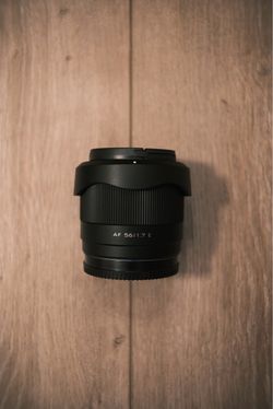 Viltrox E-Mount 56mm 1.7 lens