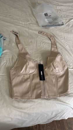 Fashion nova Giulia pu halter top