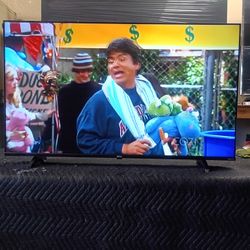 50 Inch Roku 4k Smart Beautiful Tv Comes With Remote Control Shows Great Quality Clear Picture Works Perfect Guaranteed 