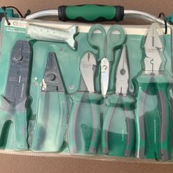 Commercial Electric 973 646