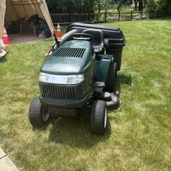 Craftsman Riding Lawn Mower 
