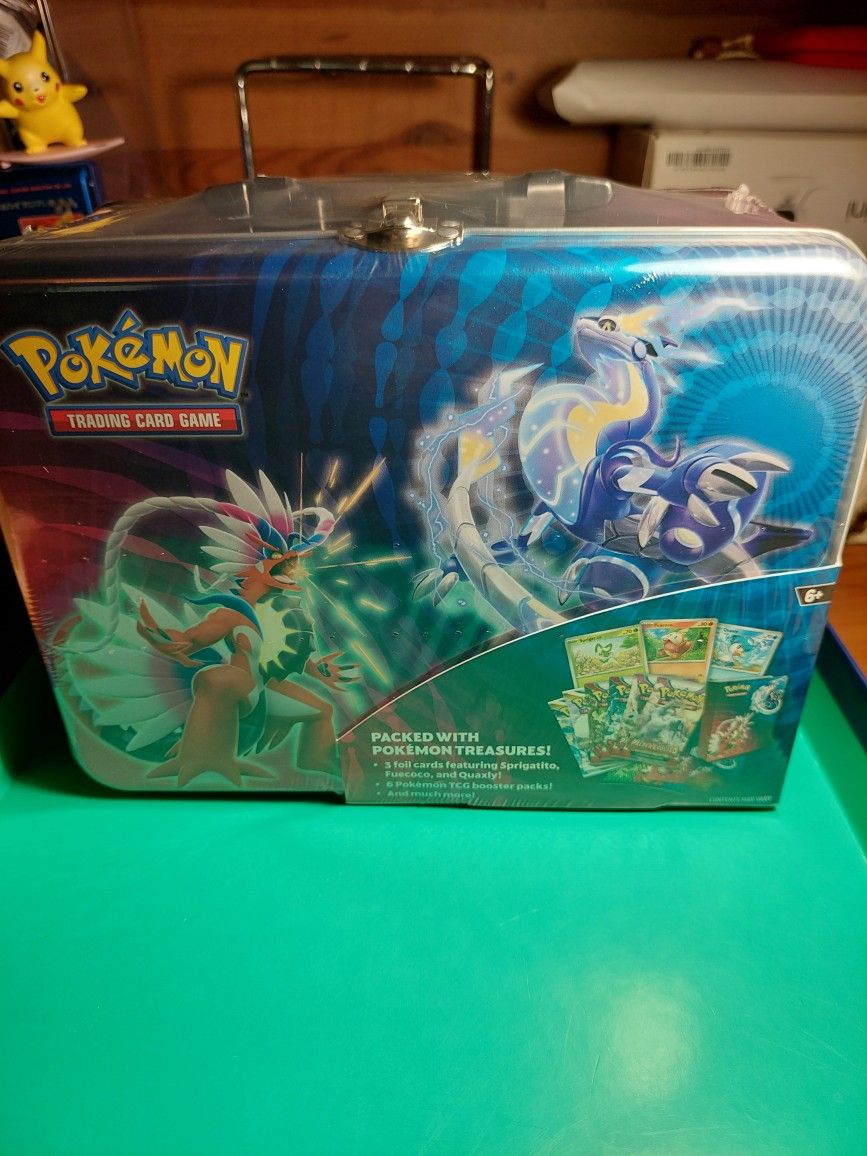 Pokemon - Collector's Chest.