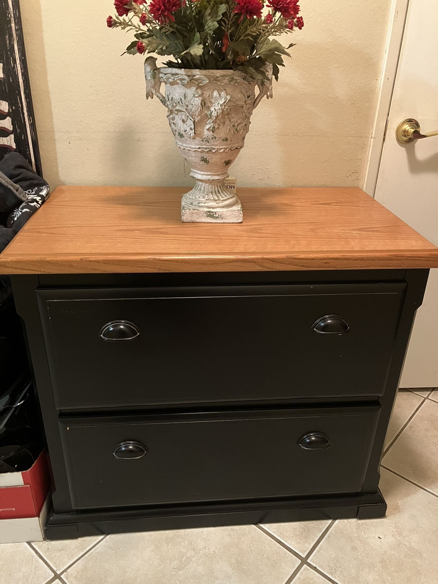 Filing Cabinet 