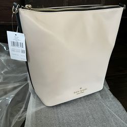 Kate Spade Chelsea Duffle Crossbody Warm Beige