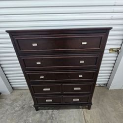 Dark Brown 5-Drawer Chest Dresser