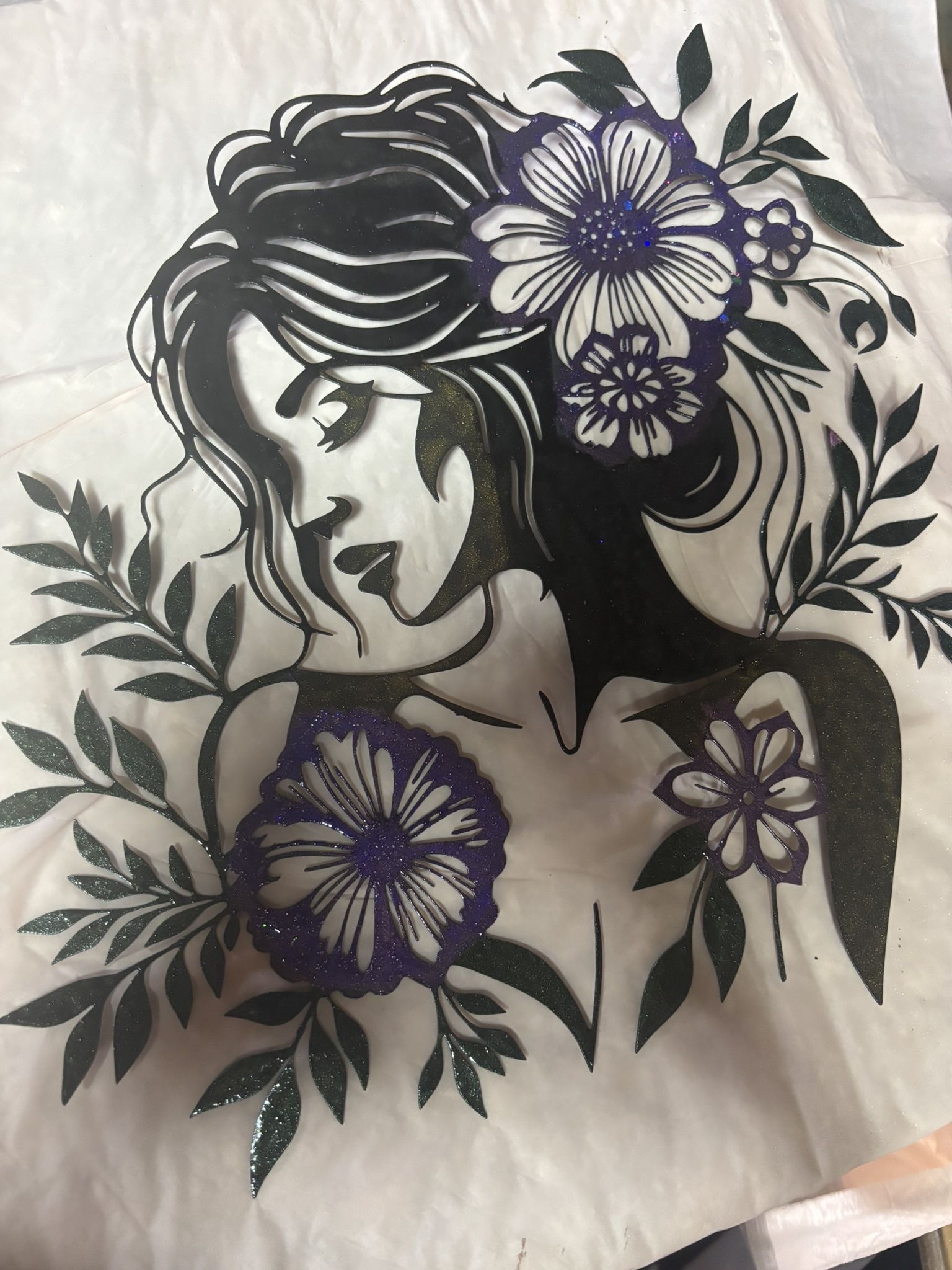 Chica.m Bonita Metal Wall Decor
