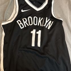 black kyrie irving nets jersey 