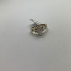 LADIES DIAMOND RING 14KT YG 