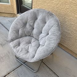 Folding Lounge Chair