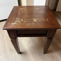 Set Of 2 Wooden End Tables