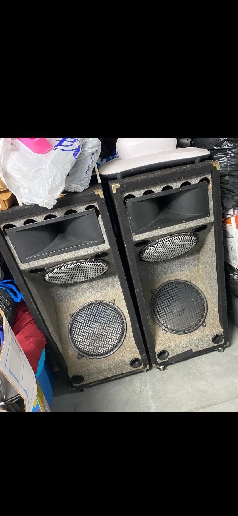 House Spks And Stereo Set