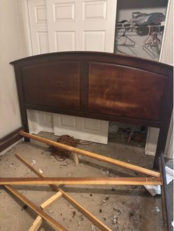King bed fram