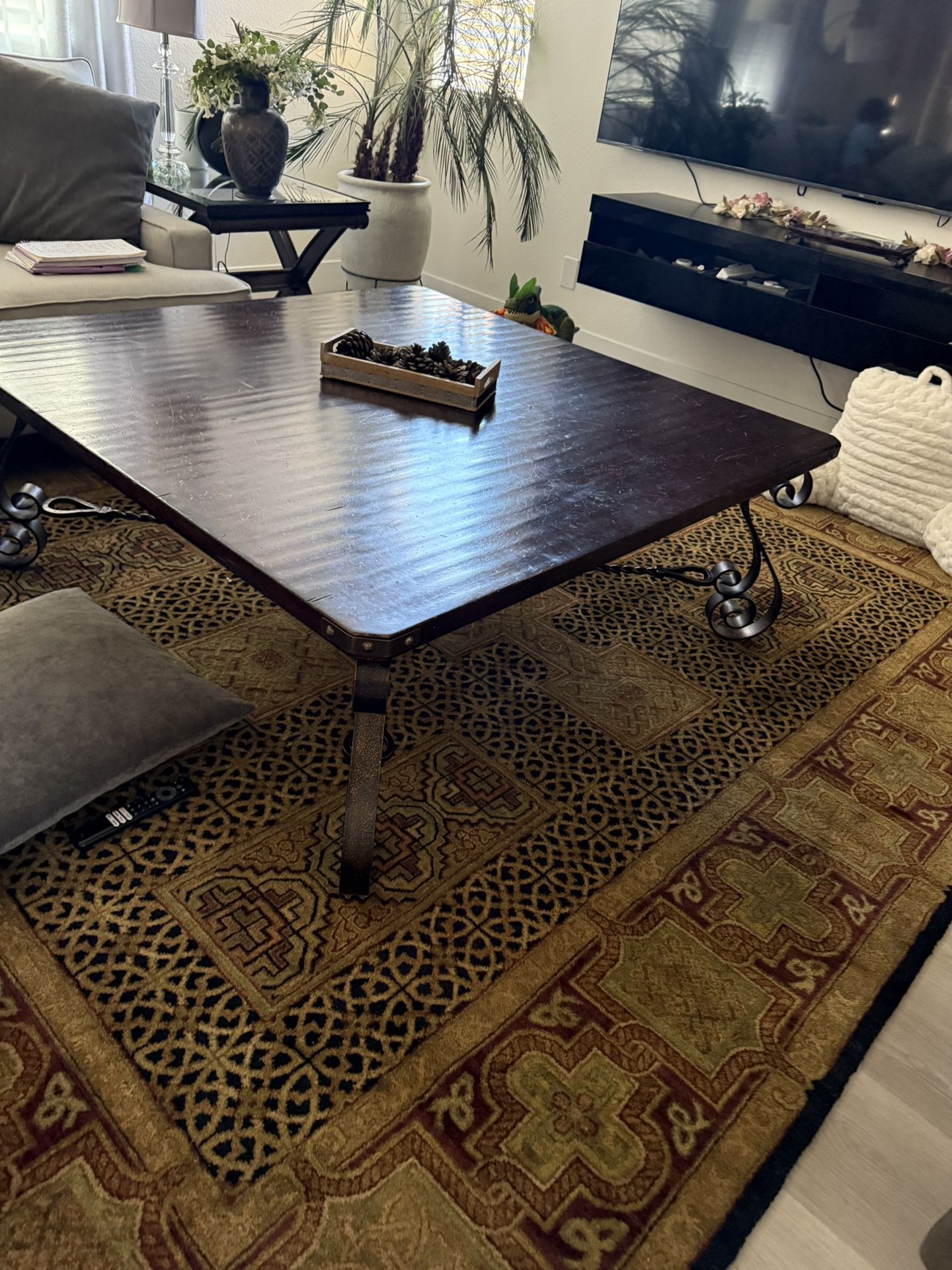 Coffee Table Solid Wood And Wrought Iron 