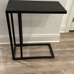 Crate And Barrel C Table