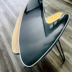 Boomerang Table 