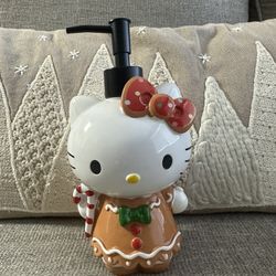 Hello Kitty Christmas soap Dispenser 