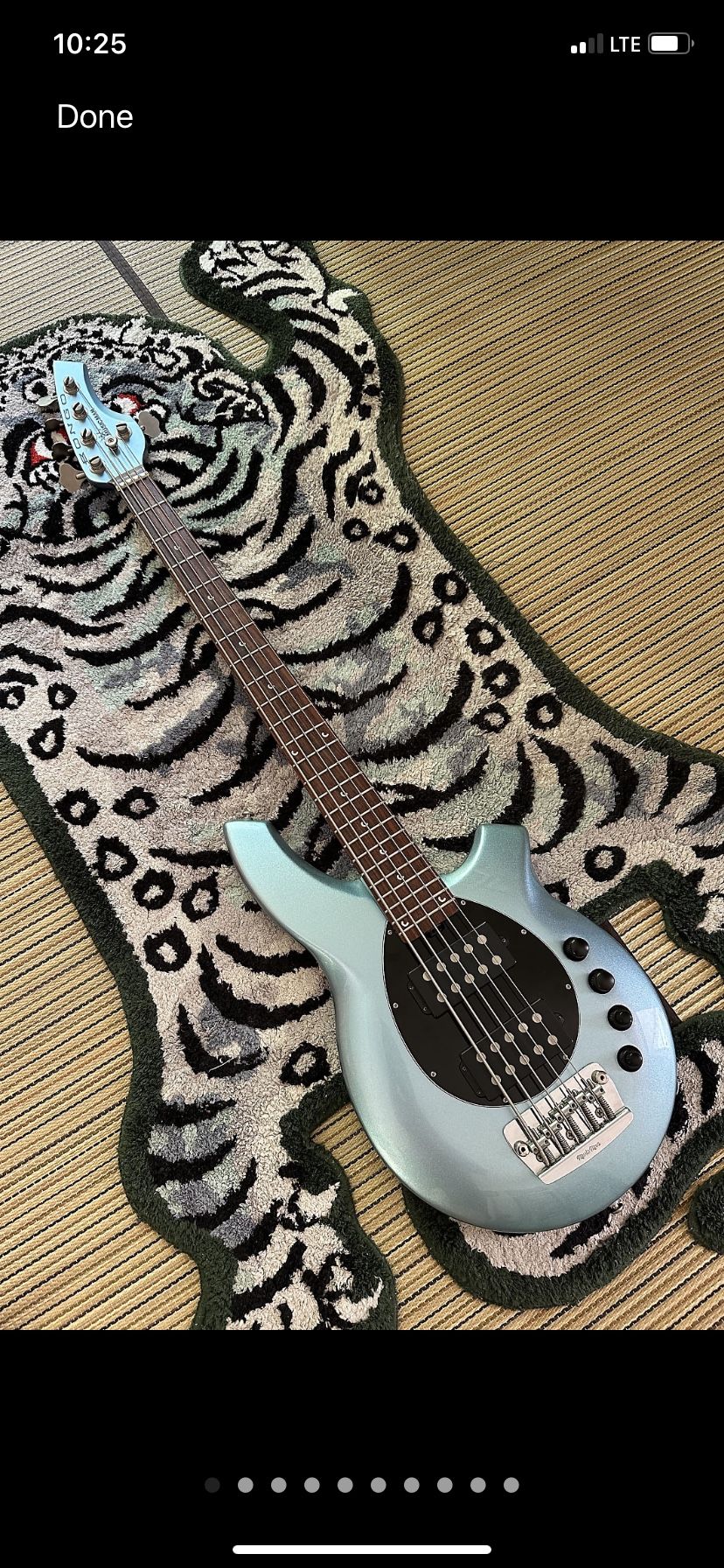 MUSICMAN BONGO BASS GUITAR
