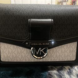 Michael Kors Shoulder Bag