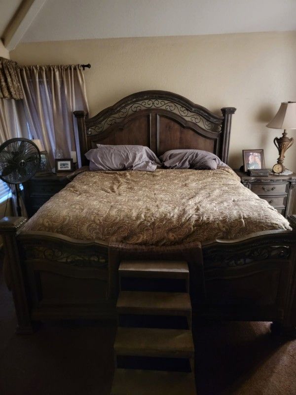 Bedroom Set 1200