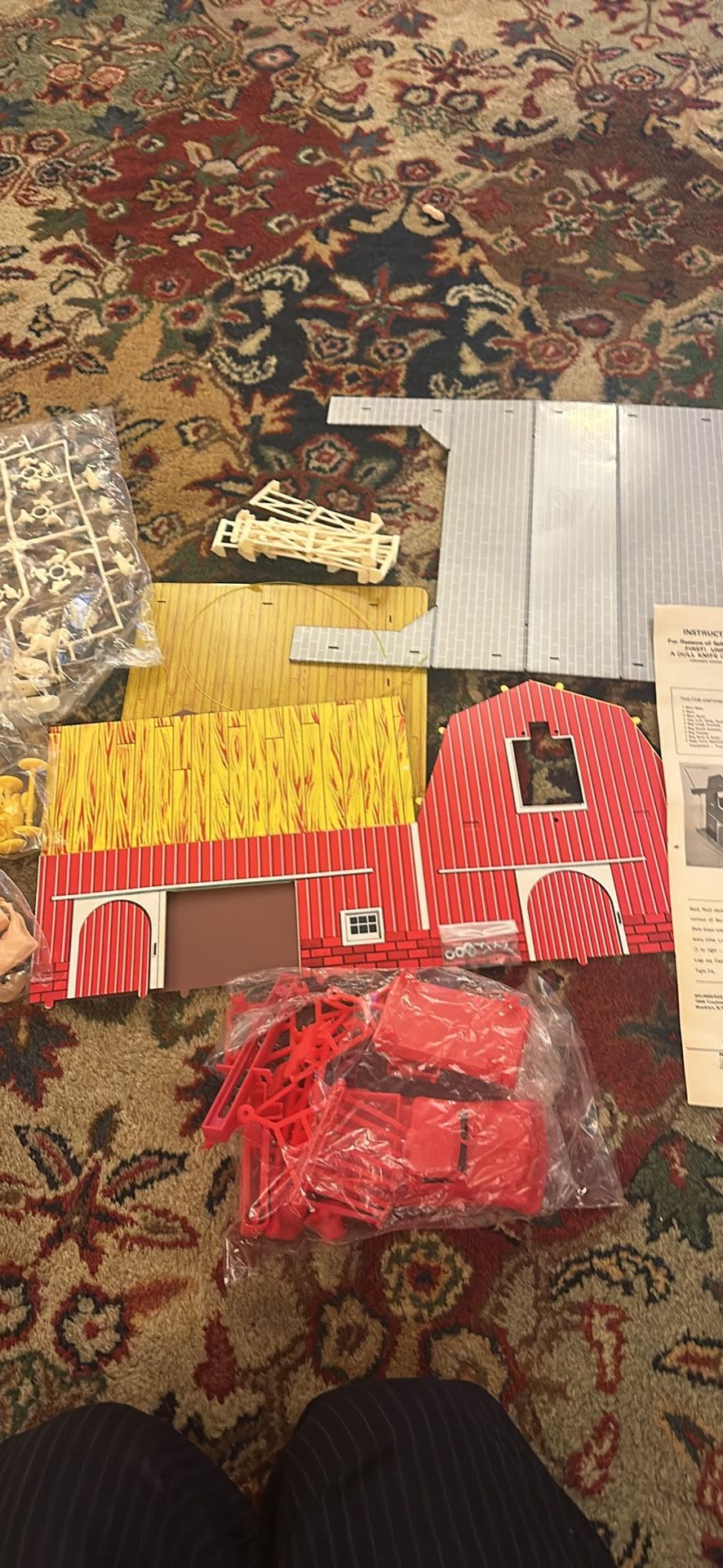 Vintage T. COHN Tin Barn, Machines and car w/Some Farm Animals