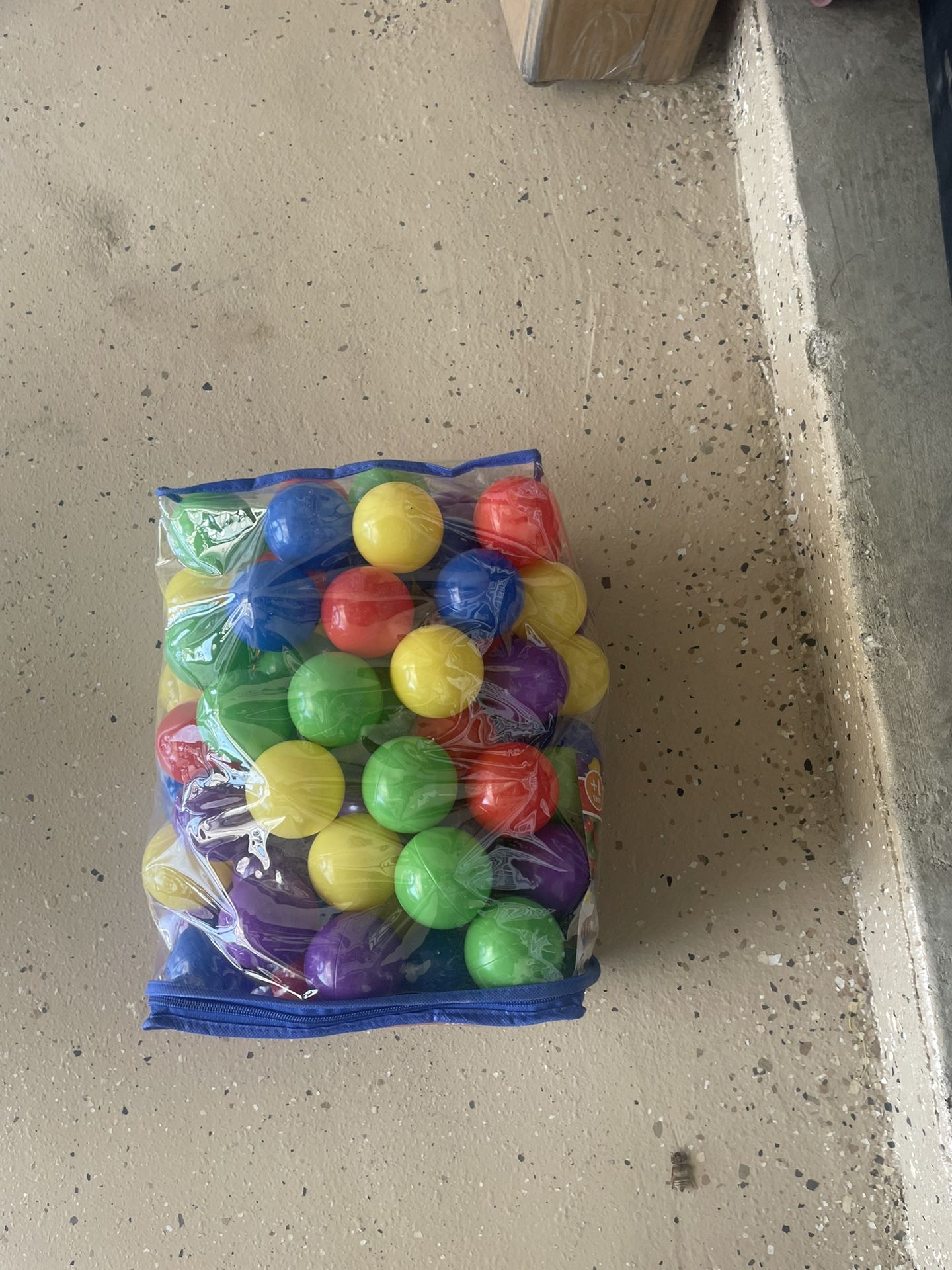 Kids Balls For Ball Pit (about 500)