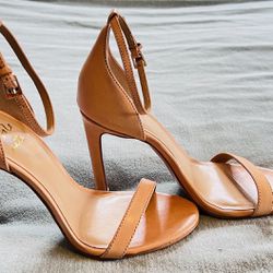 💕 NEW Banana Republic genuine leather tan nude strappy heels, Vachetta, sz 5 💕