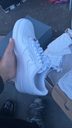 Nike Air Force 1 Low "Triple White" Size 11