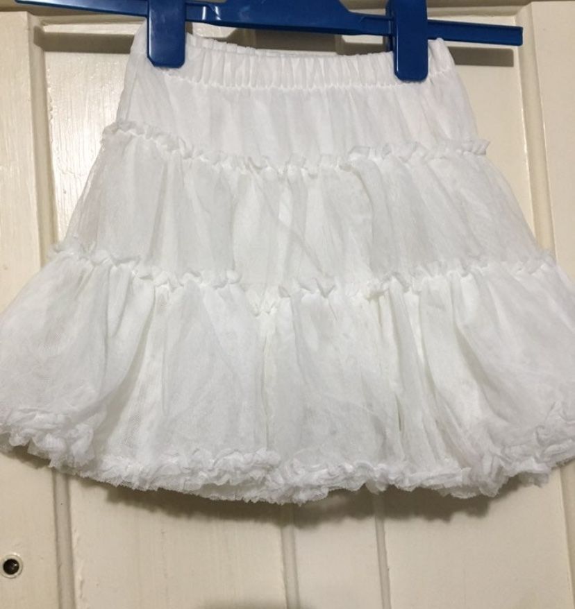Cherokee kids fluffy skirt 4T