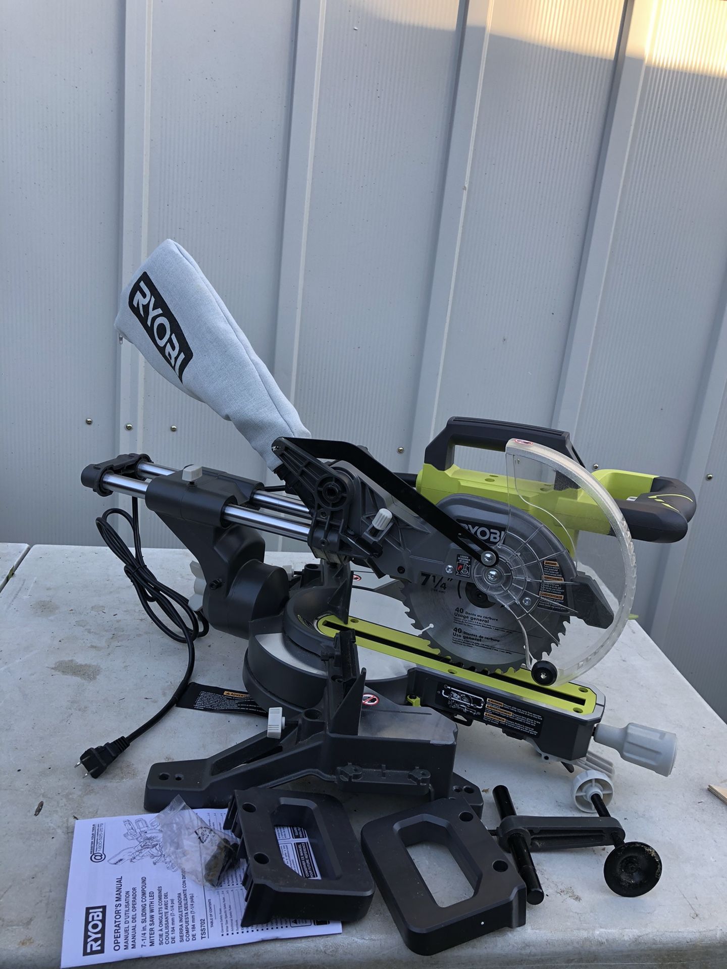 RYOBI 7-1/4 in. Compound Sliding Miter Saw
