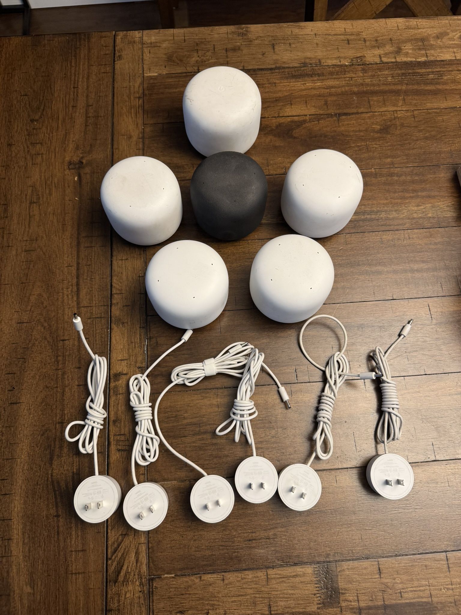 GOOGLE NEST WiFi ROUTER + 5 MESH POINTS