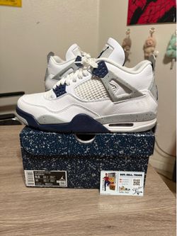 Size 9.5 - Air Jordan 4 Retro Mid Midnight Navy White