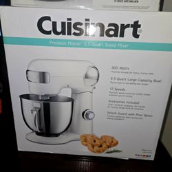 Cuisinart 5.5 precision master twelve speeds new in box $319 at store $100 here today only.