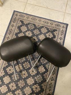 Auto Headrests Black In Very Good Cond. Honda Nissan Universal 🚗 Mount