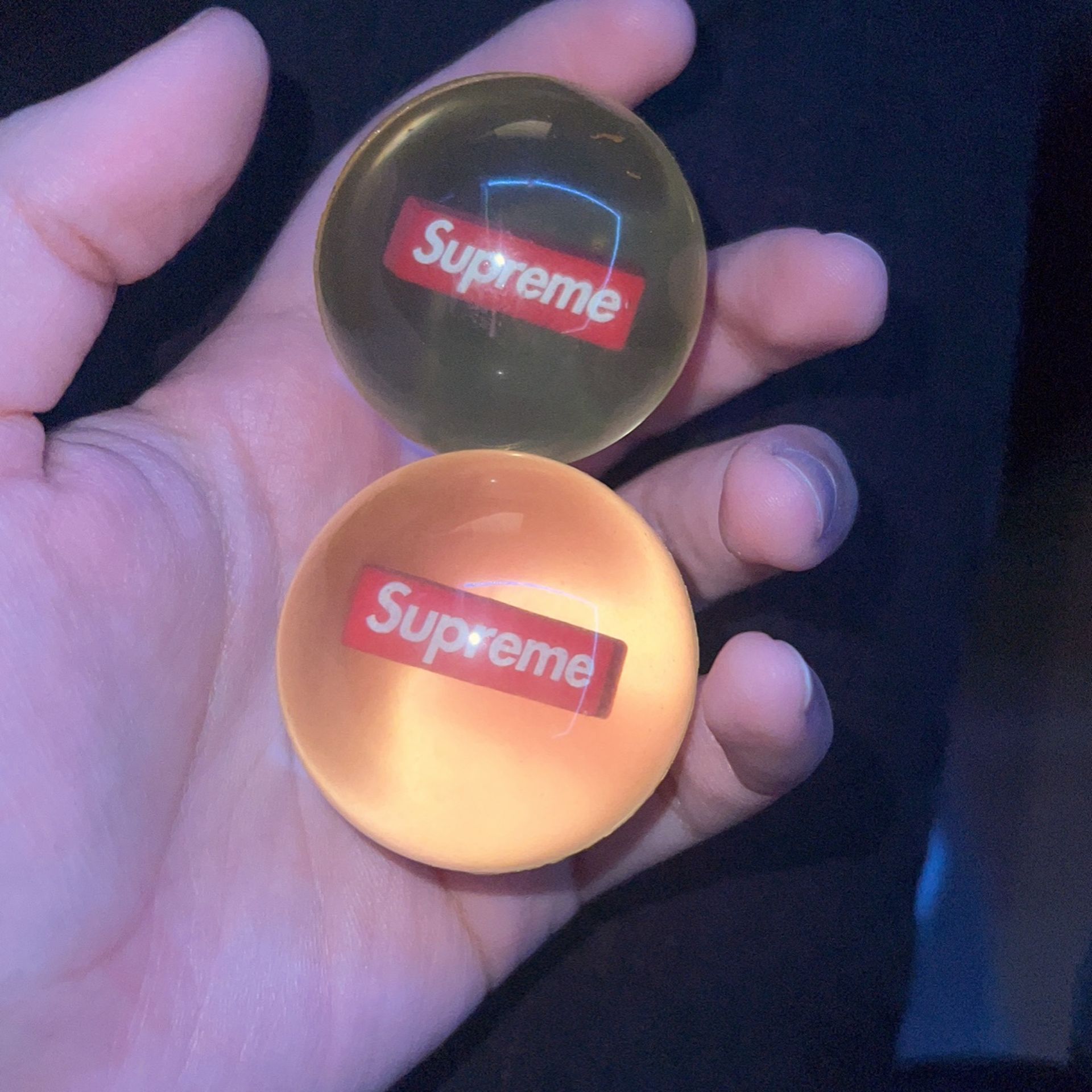 Supreme bouncy balls