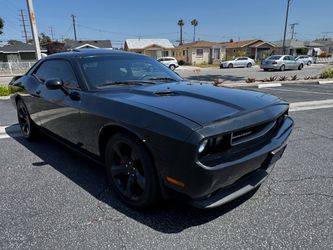2014 Dodge Challenger SXT Fender