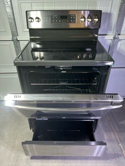 New GE Appliances Range Stove