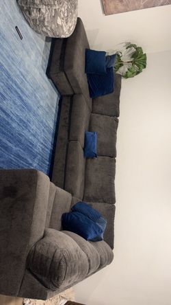 Sectional couch
