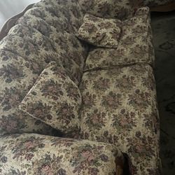 Sofa-love-singe seat -3 pieces used -some stained. no other damage